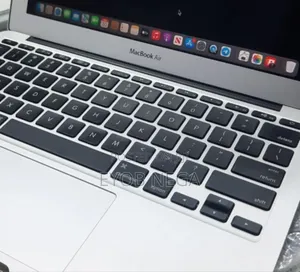 Laptop Apple MacBook Air 2015 4GB Intel Core i5 SSD 128GB