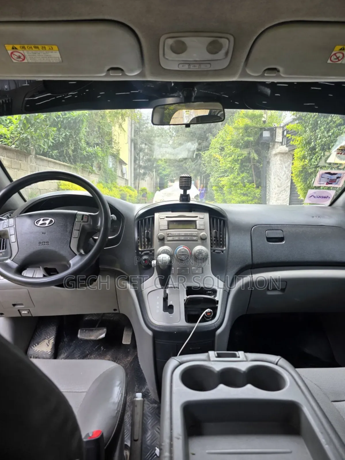 Hyundai Starex 2012 Black