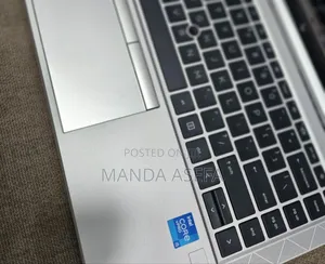 New Laptop HP EliteBook 840 G8 16GB Intel Core I5 SSD 512GB