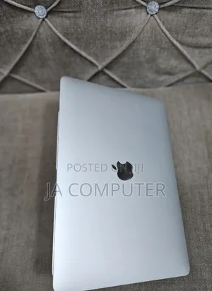 New Laptop Apple MacBook Air 2020 8GB Intel Core I5 SSD 512GB