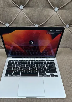 Photo - New Laptop Apple MacBook Air 2020 8GB Intel Core I5 SSD 512GB