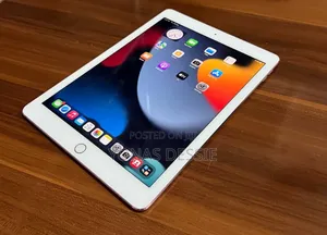 Apple iPad 9.7 128 GB Silver