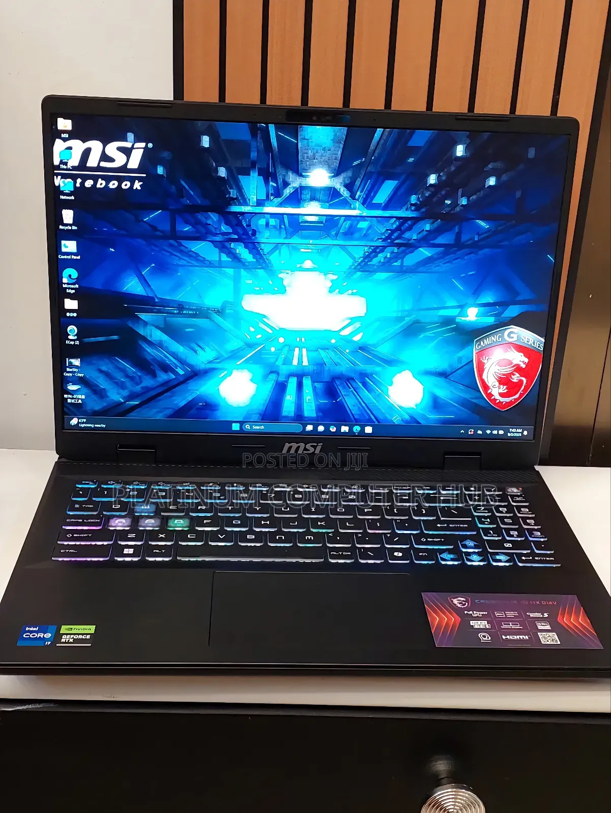 New Laptop MSI Crosshair 17 B12U 16GB Intel Core I7 SSD 1T