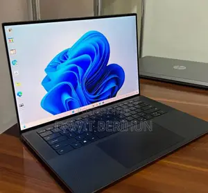 Photo - New Laptop Dell XPS 15 32GB Intel Core I7 SSD 512GB