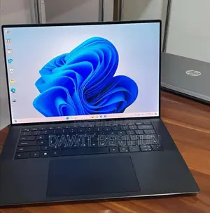 New Laptop Dell XPS 15 32GB Intel Core I7 SSD 512GB