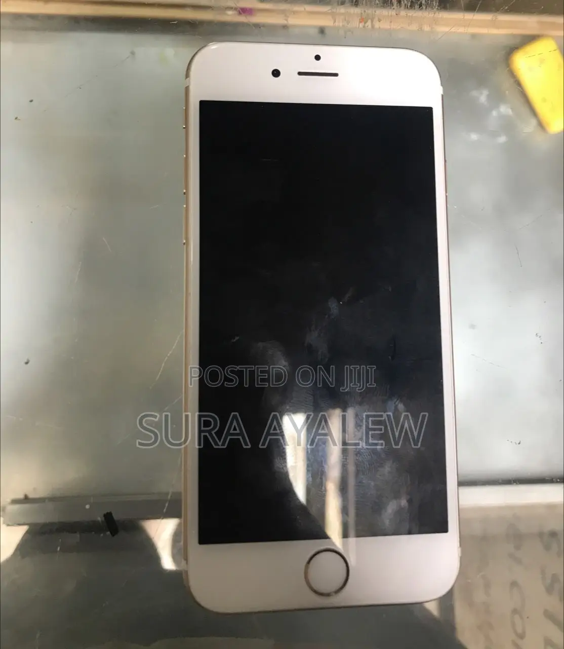 Apple iPhone 6s 16 GB Gold