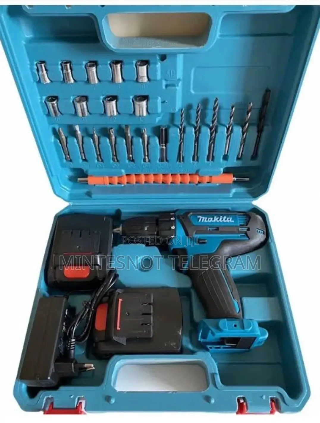 Chargeable Drill With Accessories