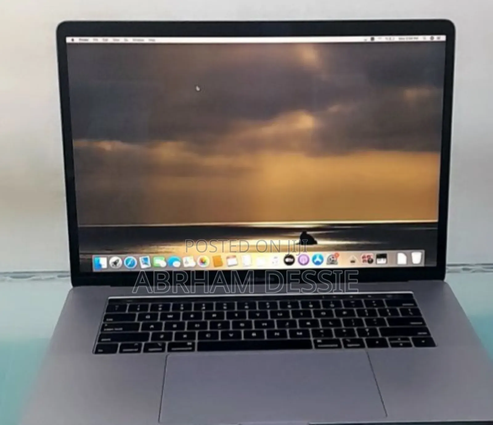 New Laptop Apple MacBook Pro 2019 32GB Intel Core I9 SSD 1T