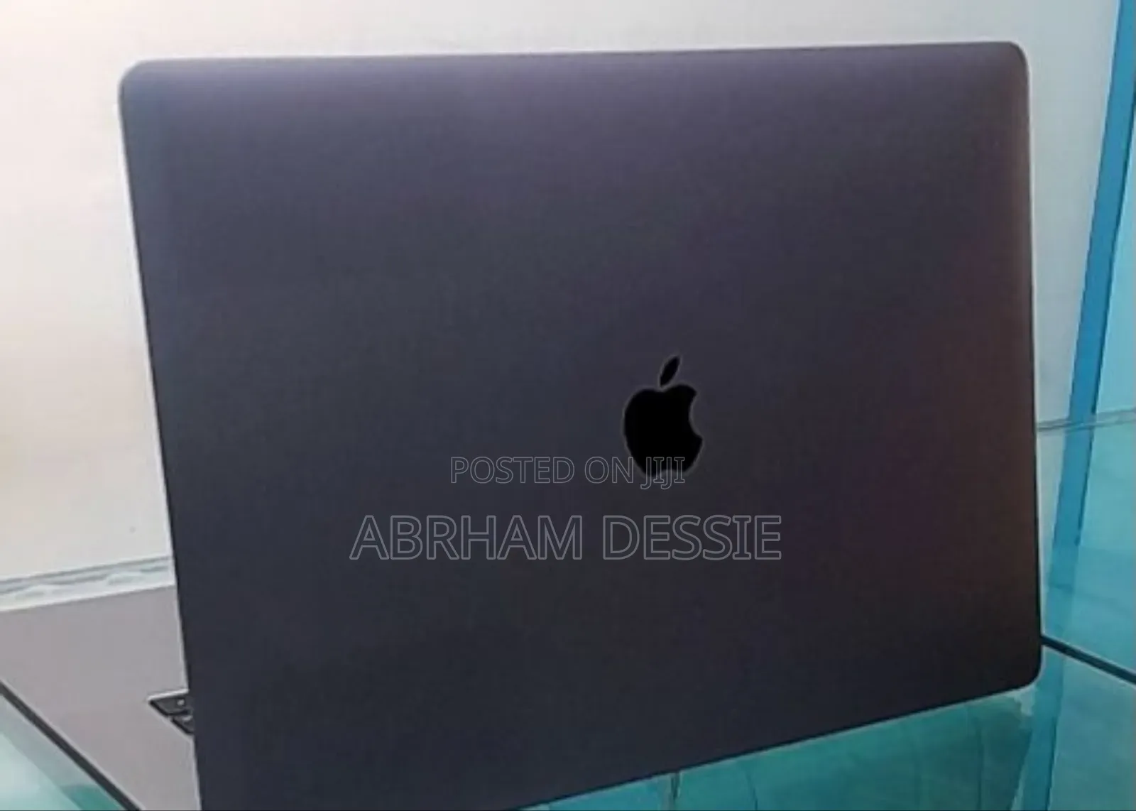 New Laptop Apple MacBook Pro 2019 32GB Intel Core I9 SSD 1T