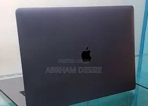 New Laptop Apple MacBook Pro 2019 32GB Intel Core I9 SSD 1T
