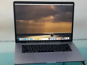 New Laptop Apple MacBook Pro 2019 32GB Intel Core I9 SSD 1T