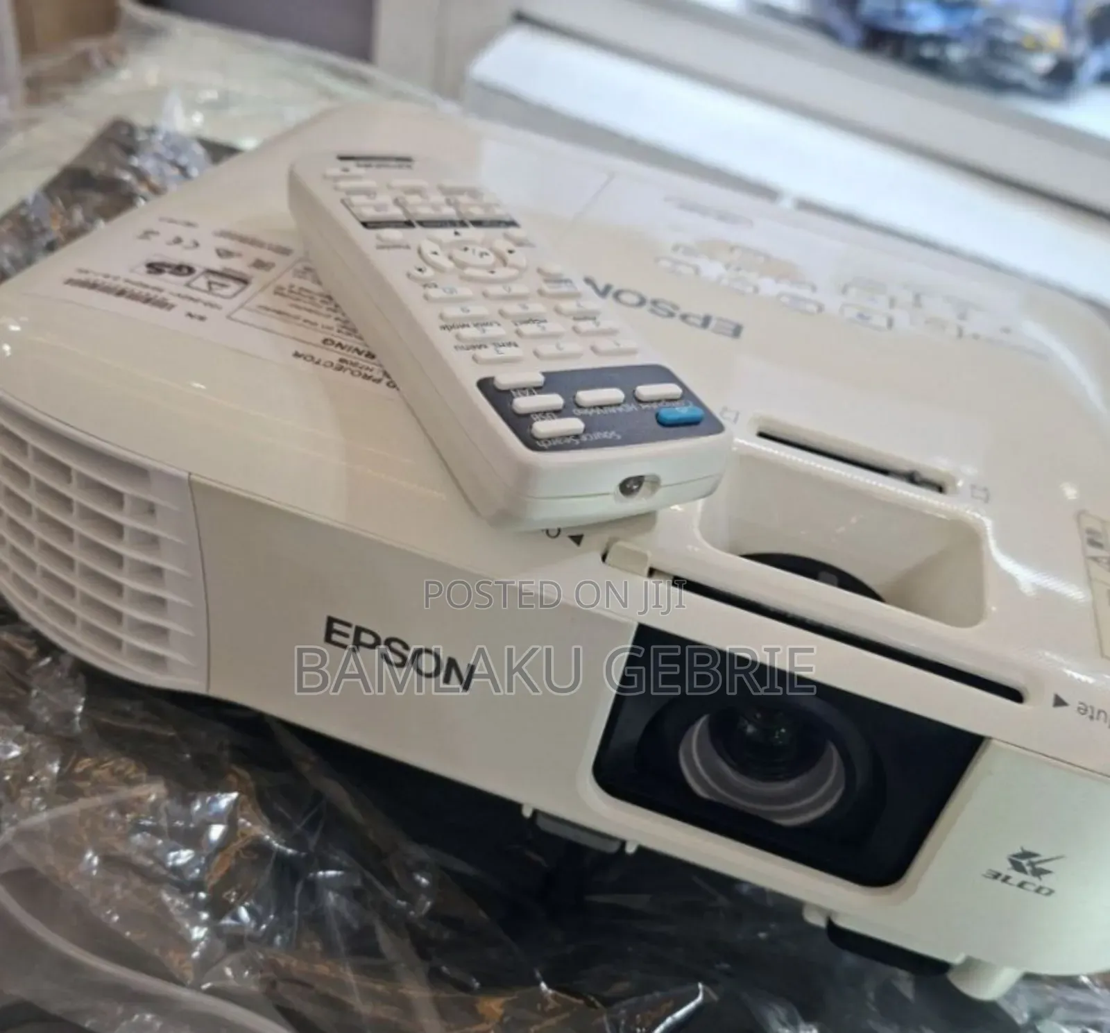 Brand New Epson Cb-X49 Projector
With Bag