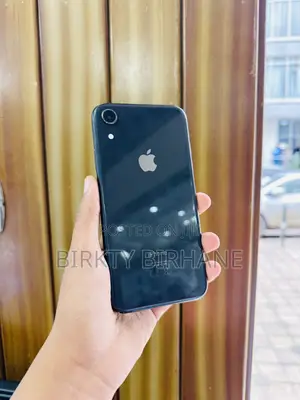 Apple iPhone XR 64 GB Black