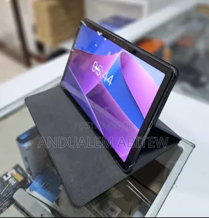 Photo - New Lenovo Tab M10 128 GB Gray