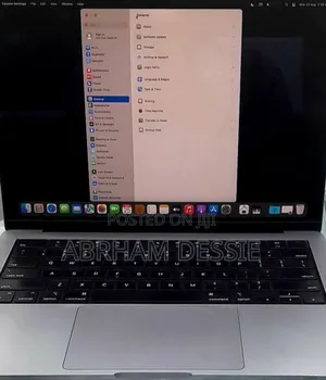 New Laptop Apple MacBook Pro 2021 M1 32GB Apple M1 Pro SSD 512GB