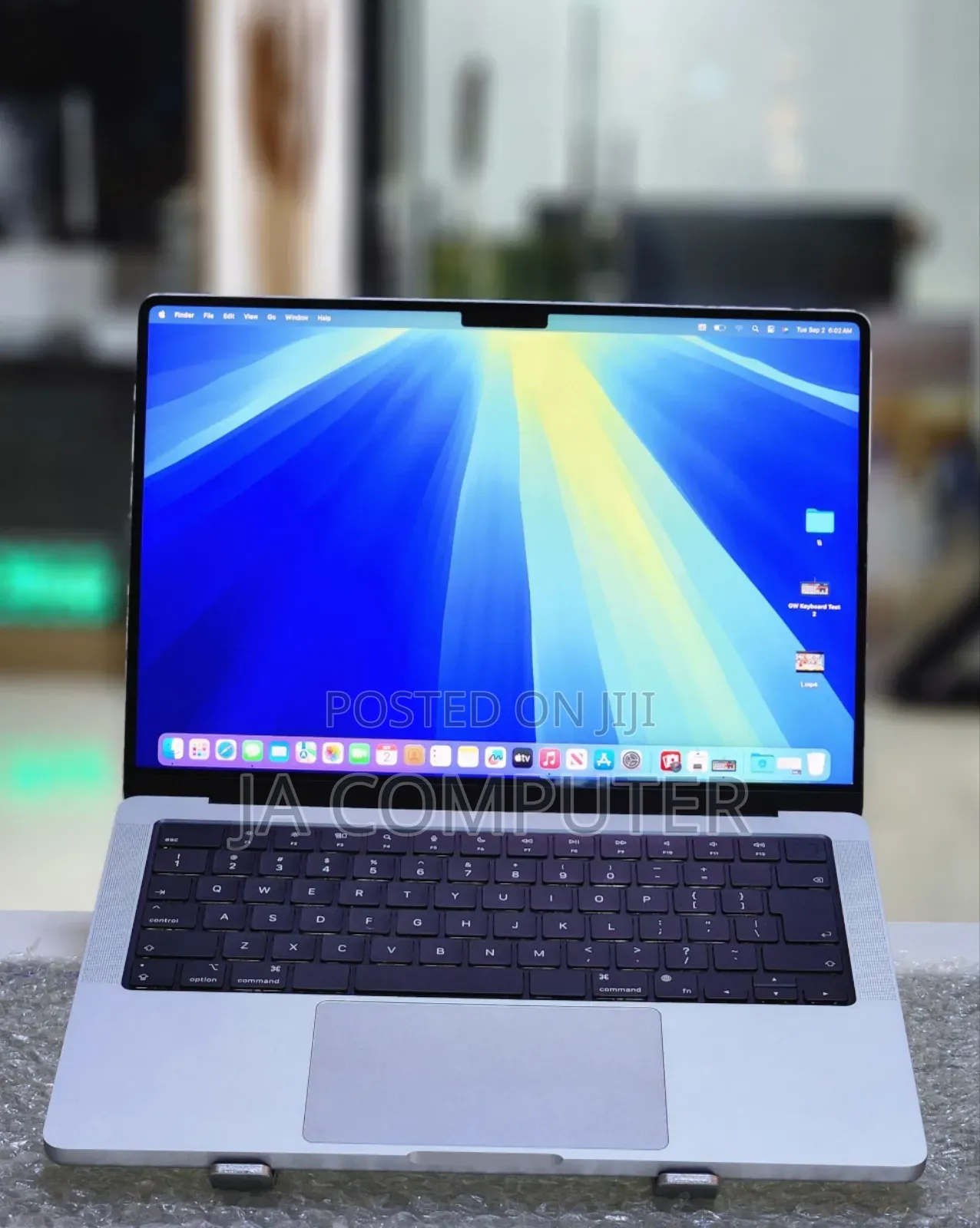 New Laptop Apple MacBook Pro M1 16GB Apple M1 Pro SSD 512GB