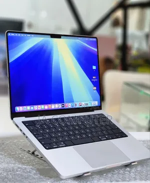 New Laptop Apple MacBook Pro M1 16GB Apple M1 Pro SSD 512GB