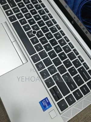 New Laptop HP EliteBook 840 G8 16GB Intel Core I7 SSD 512GB