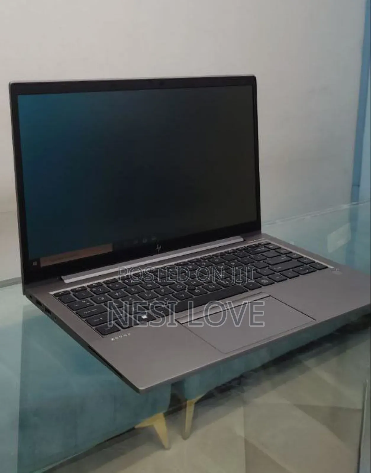 New Laptop HP ZBook Firefly G8 16GB Intel Core I7 SSD 512GB