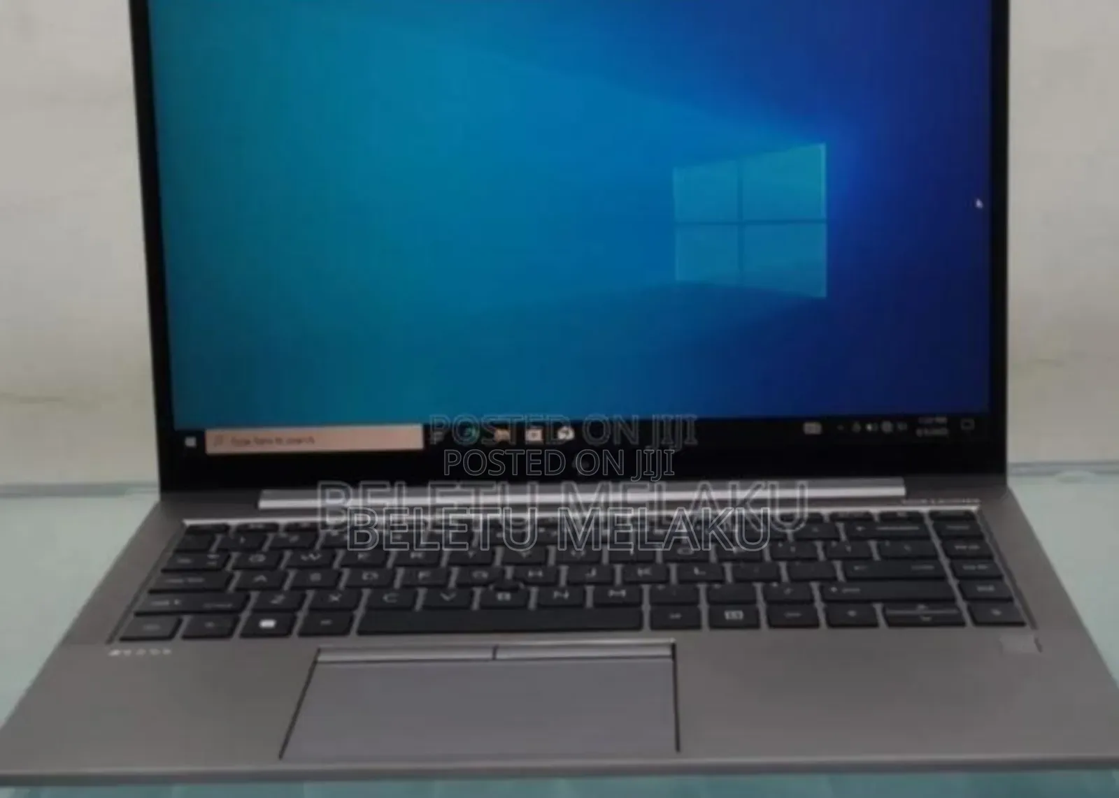 New Laptop HP ZBook Firefly G8 16GB Intel Core i7 SSD 512GB