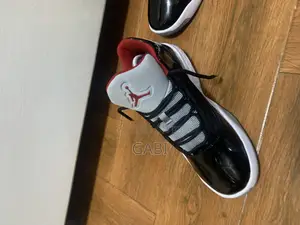 Jordan Max Aura 2 Up for Exchange or Sell