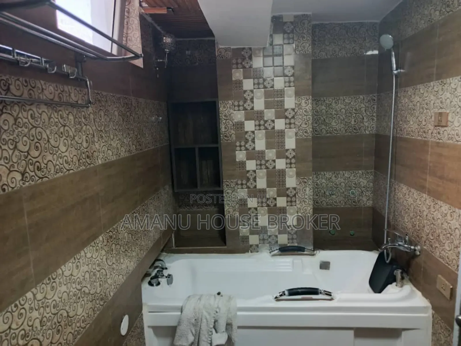 3bdrm Apartment in Addis Abeba, Lideta for rent