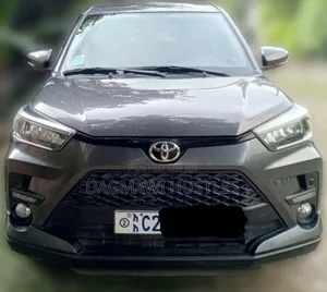 Photo - Toyota Raize 2022 Gray