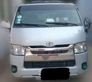 Photo - Toyota HiAce 2007 Grey