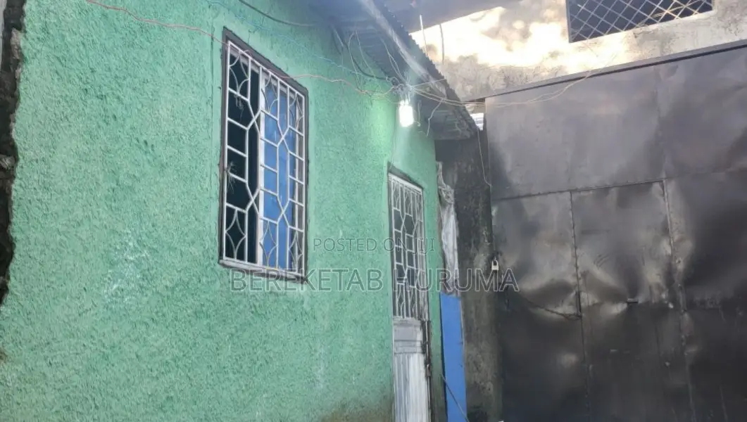 የሚከራይ መጋዘን