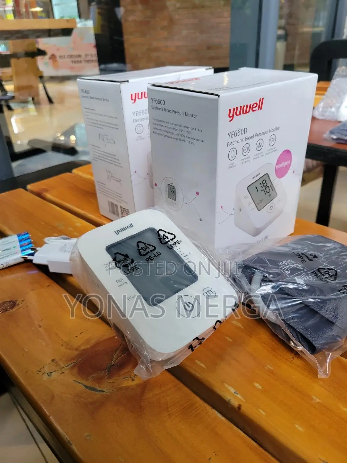 More Clearer and Easier Blood Pressure Monitor罘፲bp Monitor檢∆Boxed New