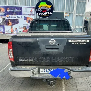 Nissan Navara 2006 Black