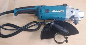 Photo - ማኬታ 
ግራይንደር