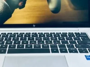 New Laptop HP EliteBook 830 16GB Intel Core i7 SSD 512GB