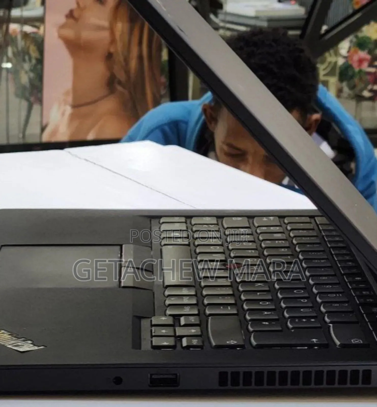 New Laptop Lenovo ThinkPad Yoga 8GB Intel Core I7 SSD 512GB