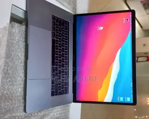 New Laptop Apple MacBook Pro 2016 16GB Intel Core I7 SSD 512GB