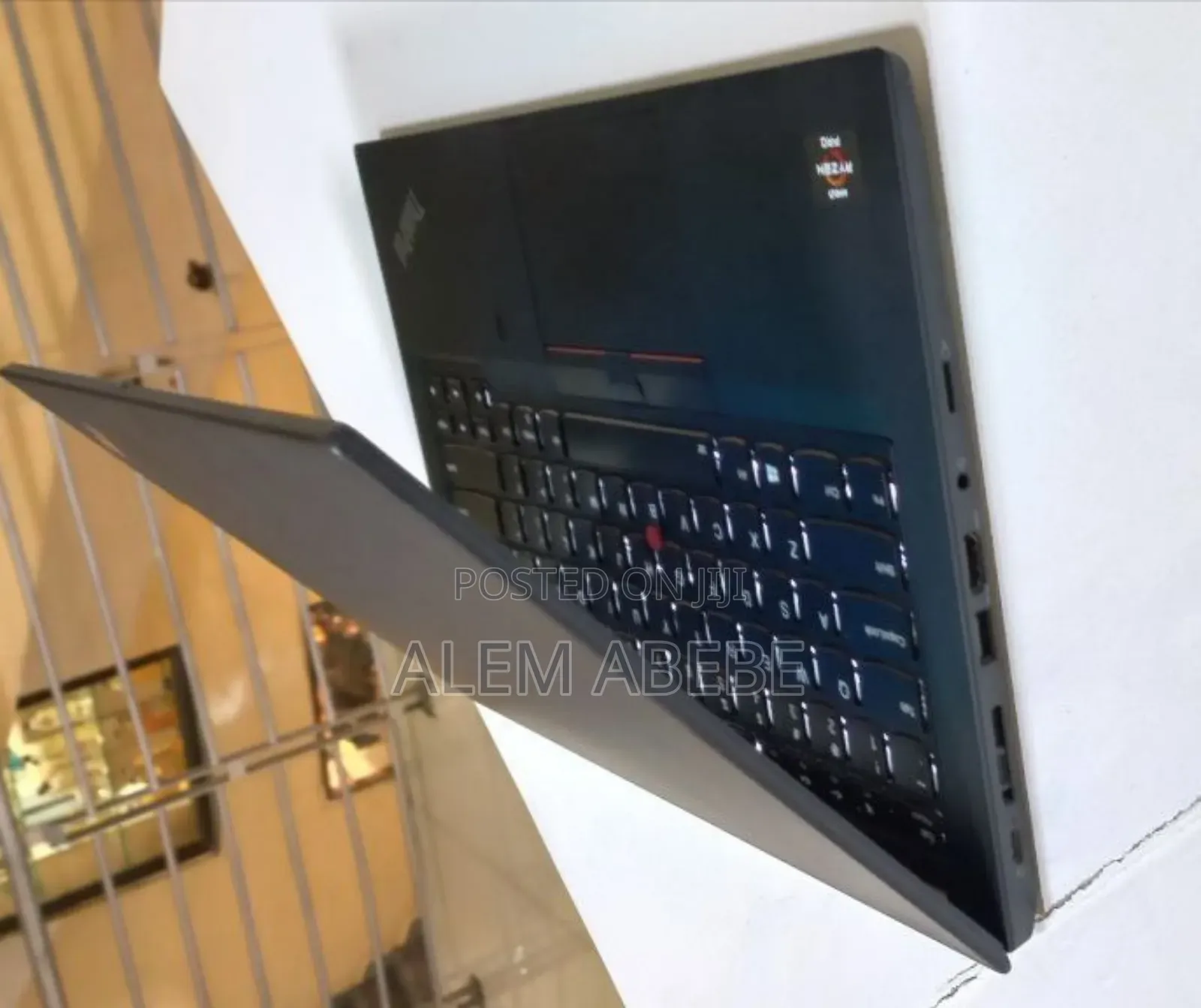 New Laptop Lenovo ThinkPad T495s 16GB AMD Ryzen 7 SSD 512GB