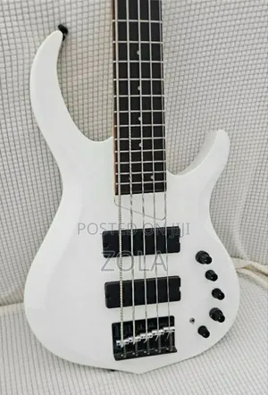 Marcus Miller M2