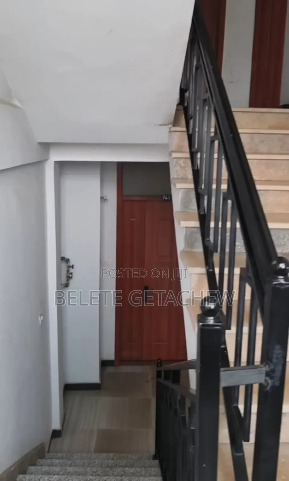 German Square, G+5 Apartment Building 315sqm