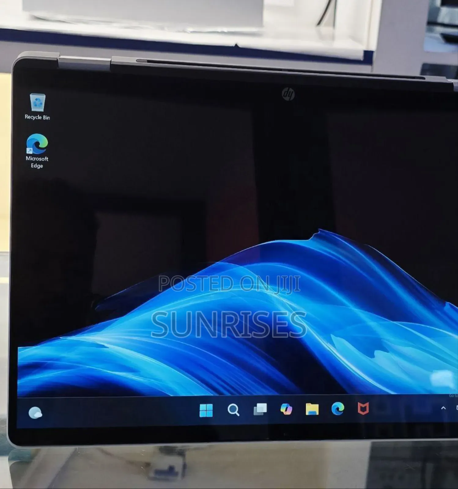 New Laptop HP OmniBook 5 Flip 14-Fp0023dx 16GB Intel Core I7 SSD 512GB