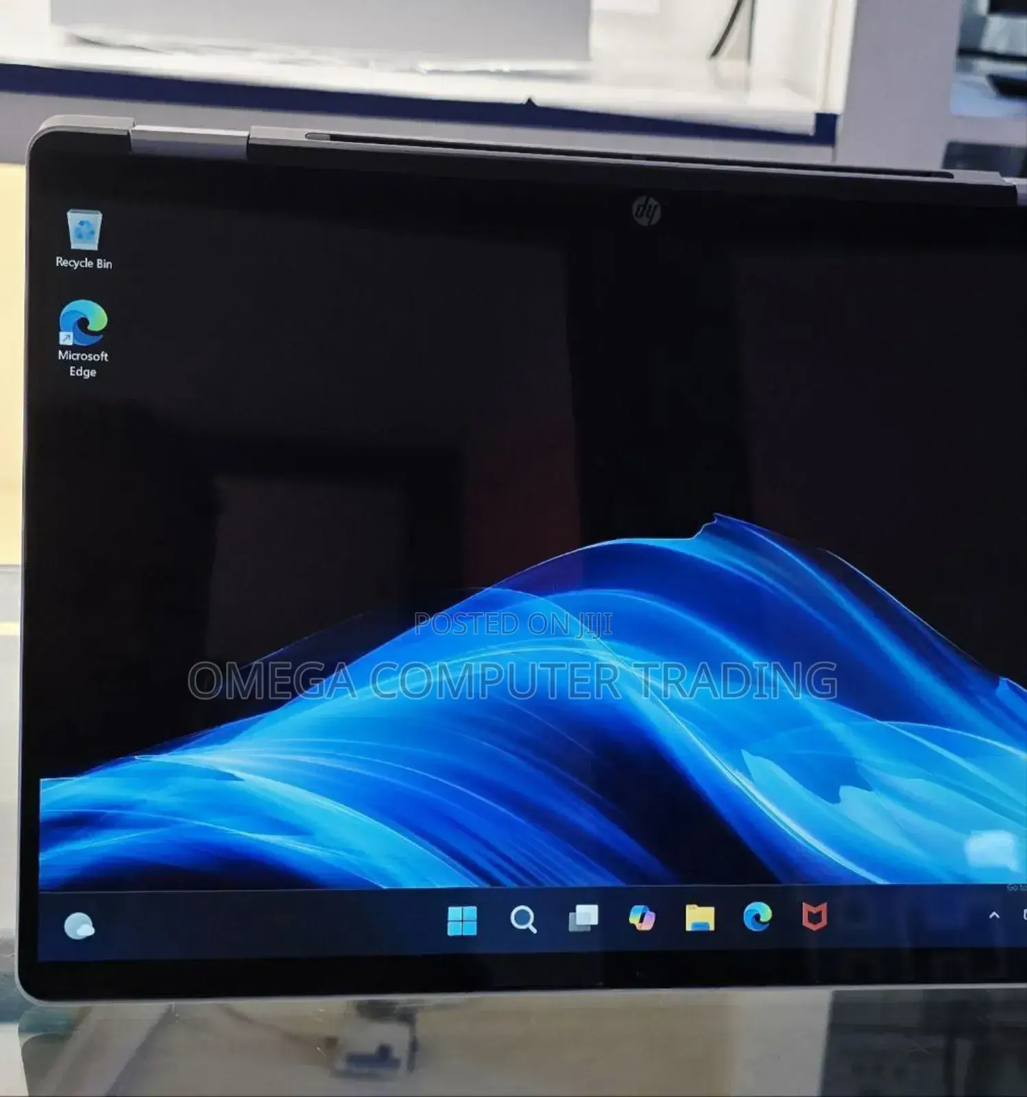 New Laptop HP OmniBook 5 Flip 14-fp0023dx 16GB Intel Core i7 SSD 512GB