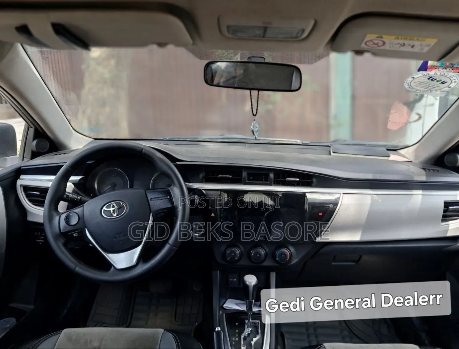 Toyota Corolla 2015 Silver