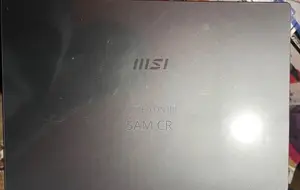 New Laptop MSI GP75 Leopard 12GB Intel Core I7 SSD 512GB