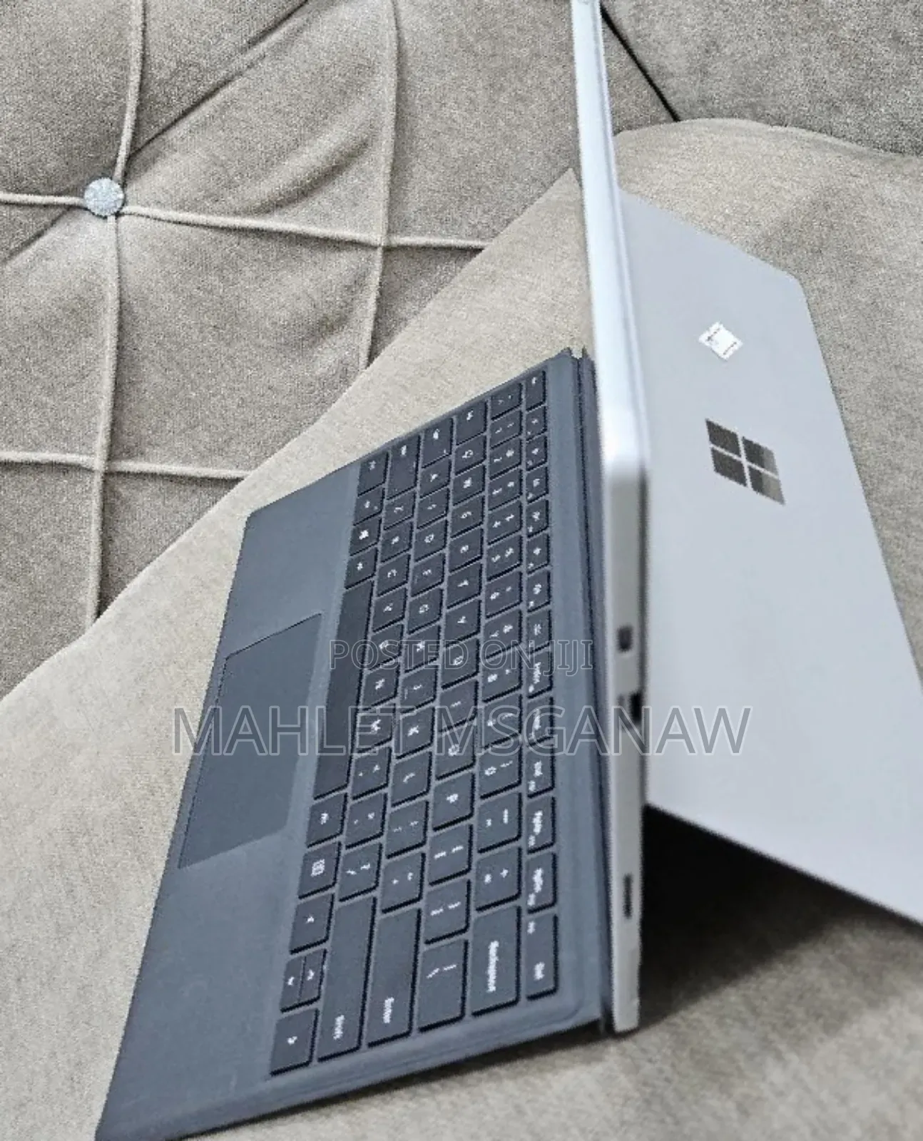 New Laptop Microsoft Surface Pro 7 16GB Intel Core I7 SSD 256GB