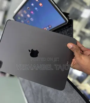 New Apple iPad Pro 128 GB