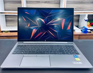 Photo - New Laptop HP ZBook Studio 16GB Intel Core i7 SSD 1T