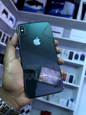 New Apple iPhone XS Max 64 GB Black