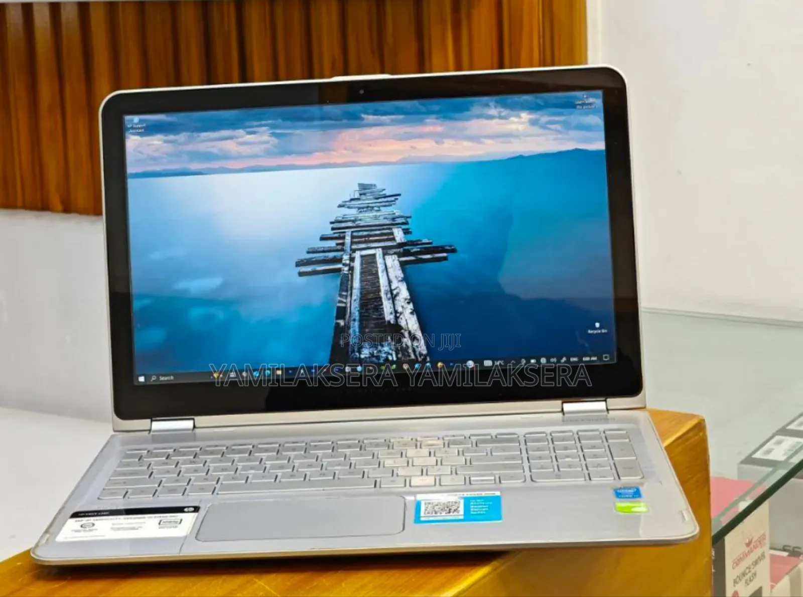 New Laptop HP Envy X360 8GB Intel Core I7 HDD 1T