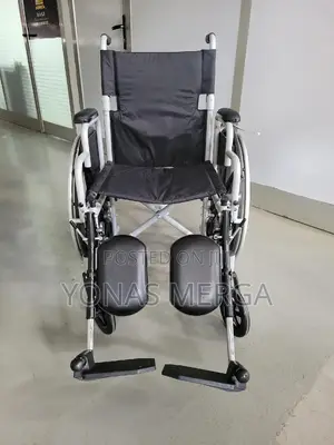Lightest Wheelchair Available -Only 13lbs=With the Rear Wheels Removed