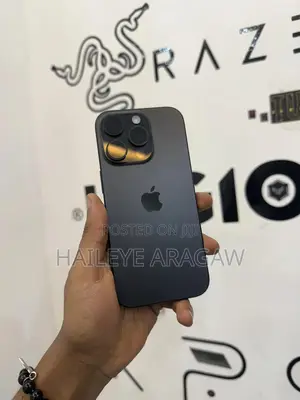 Photo - New Apple iPhone 16 Pro 128 GB Black