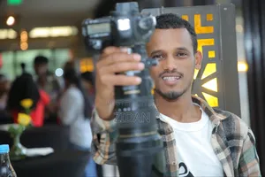 Photo - ለሴቶች ፕሮግራም የሴት ካሜራማኖች አሉን!! ለማንኛው አይነት ቀረፃ ይደውሉልን